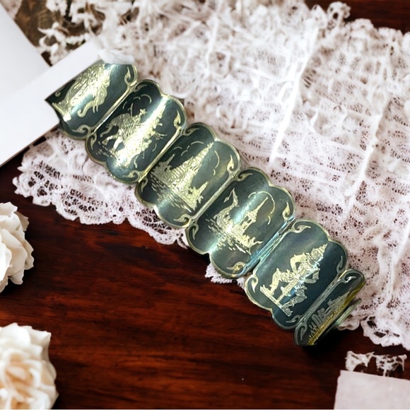 Antique Sterling silver Siam Etched black wnamel symbols Thai bangle bracelet - Picture 2 of 12